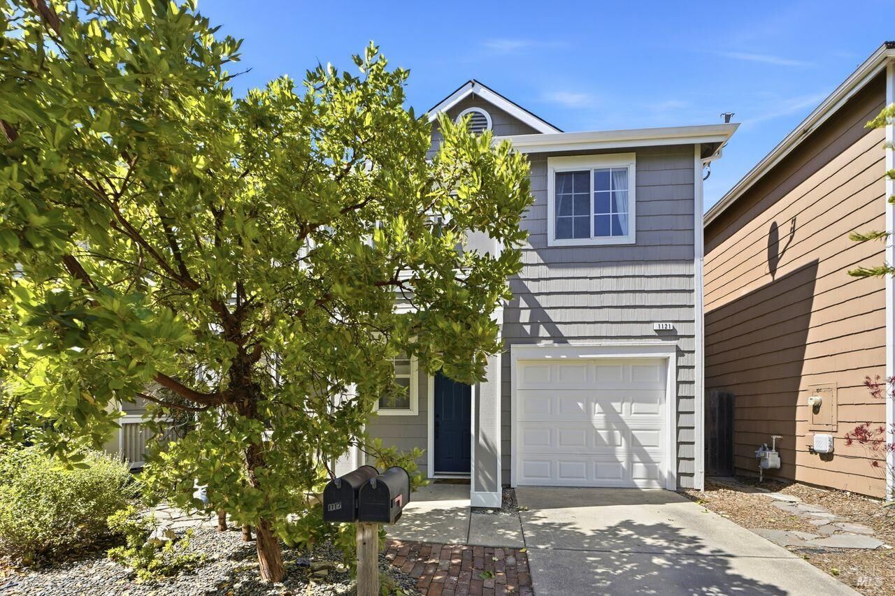 Property Photo:  1121 Brighton View Circle  CA 94952 