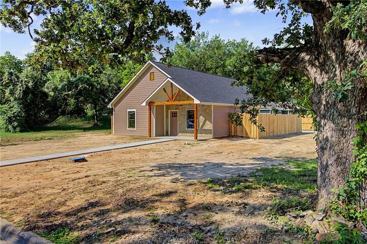 Property Photo: 509 Milam Street TX 77859