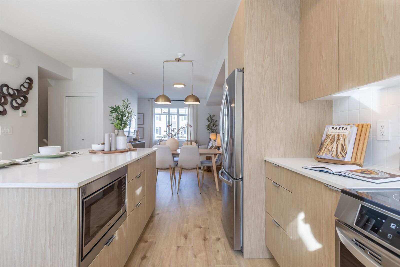 Property Photo:  16325 21 Avenue 6  BC V3S 9M8 