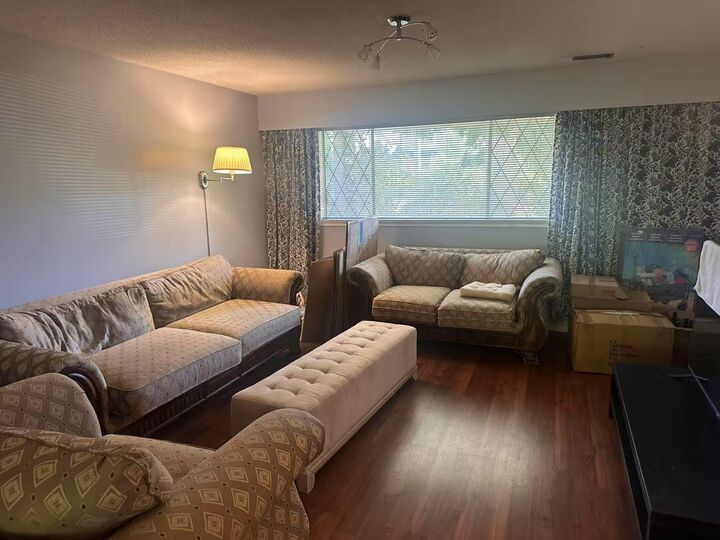 Property Photo: 7851 Bennett Road BC V6Y 1N3
