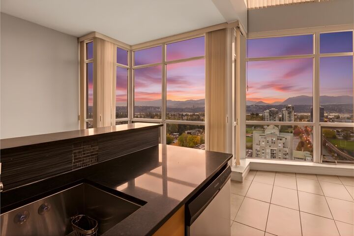 Property Photo: 13399 104 Avenue 2209 BC V3T 0C9