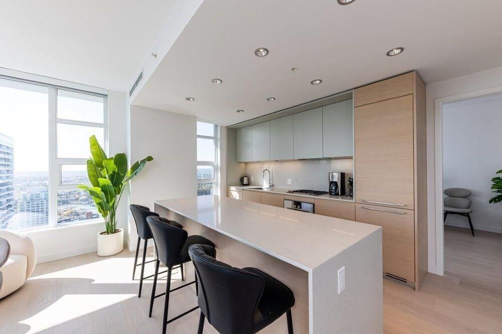 Property Photo: 1289 Hornby Street 370X BC V6Z 0G7