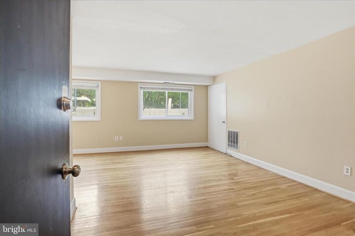 Property Photo: 3355 University Boulevard W 106 MD 20895