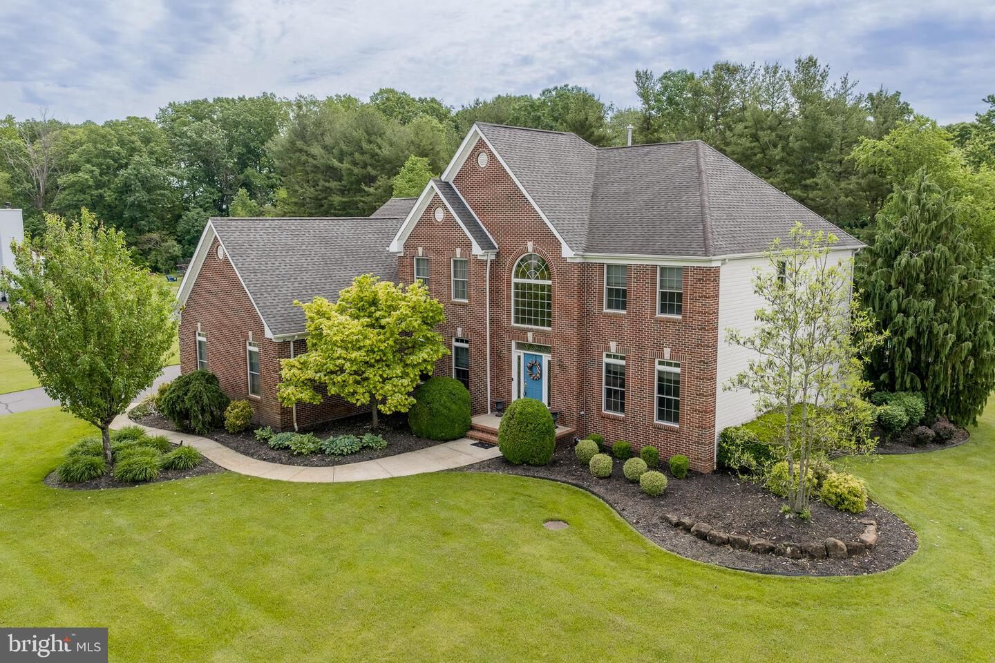 Property Photo: 2 Dellaira Court NJ 08562