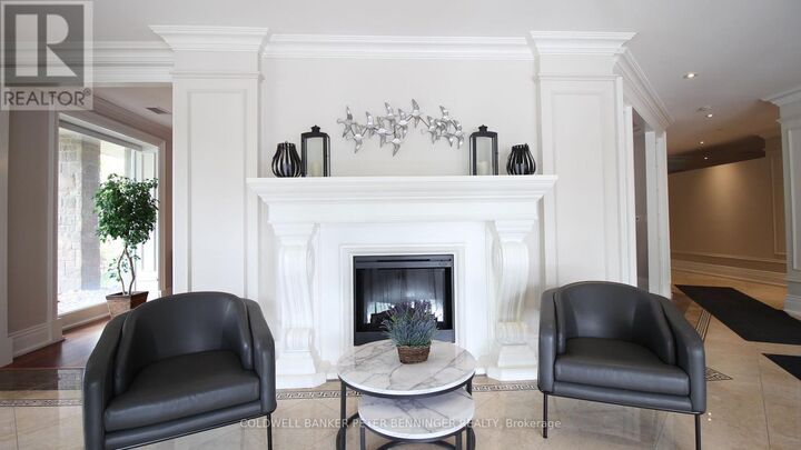 Property Photo:  223 Erb Street West 204  ON N2L 0B3 