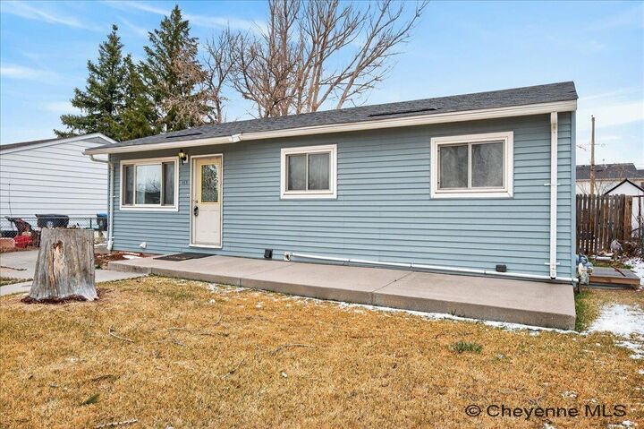 Property Photo: 315 Cribbon Ave WY 82007