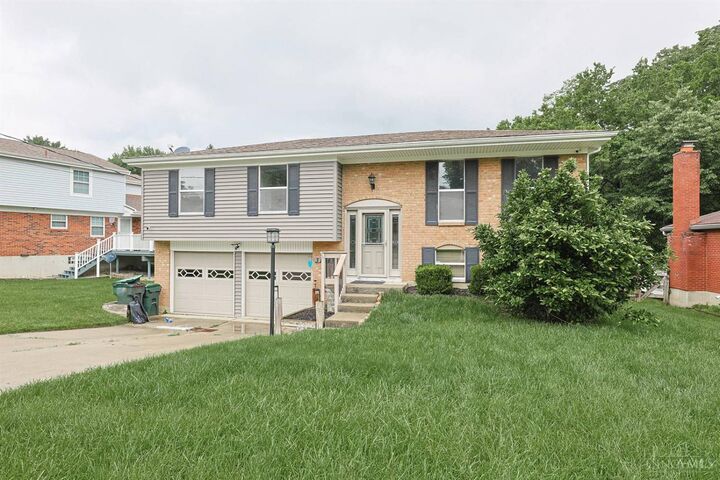 Property Photo: 3184 March Terrace OH 45239