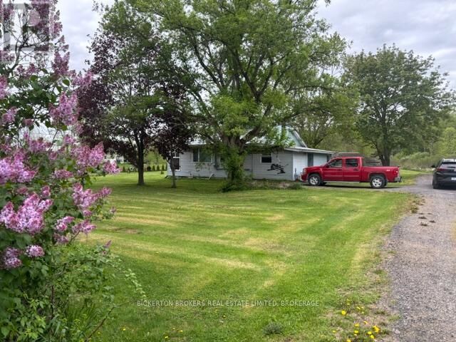 Property Photo:  798 Russell Road  ON K0E 1N0 