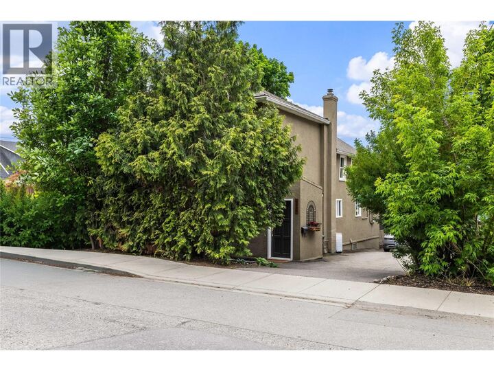 Property Photo: 3002 25 Street BC V1T 4R1