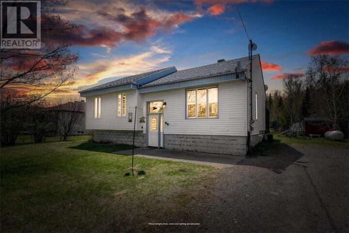 Property Photo:  4044E Rose Court  ON P3E 4N1 