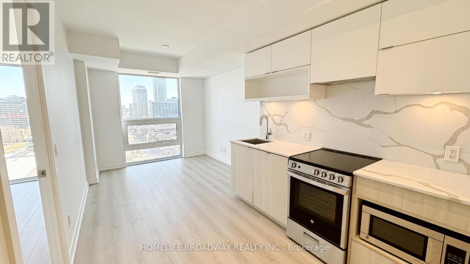 Property Photo:  100 Queen Street East 1505  ON M5C 0B5 