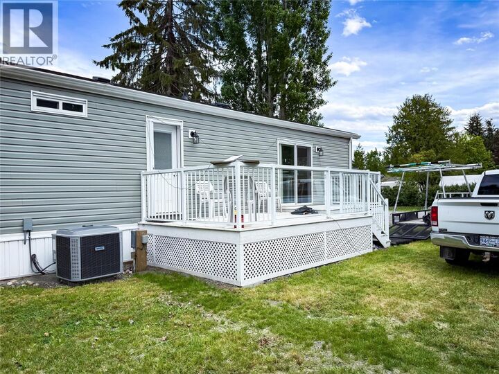Property Photo:  244 E Avenue 3  BC V0G 1M0 