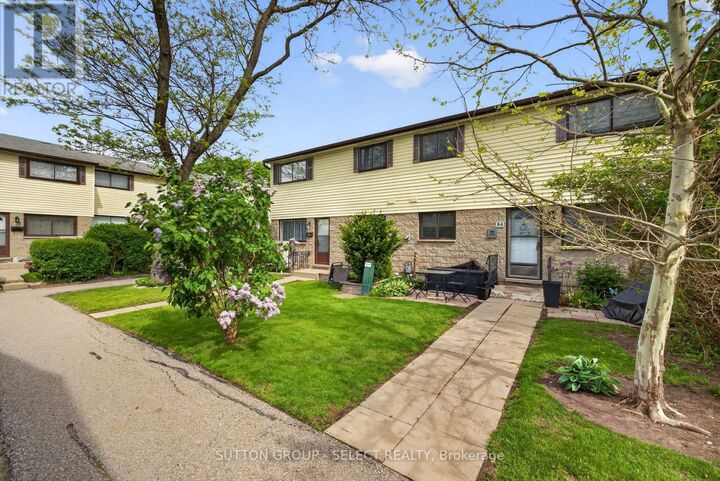 Property Photo:  825 Dundalk Drive 84  ON N6C 3V6 