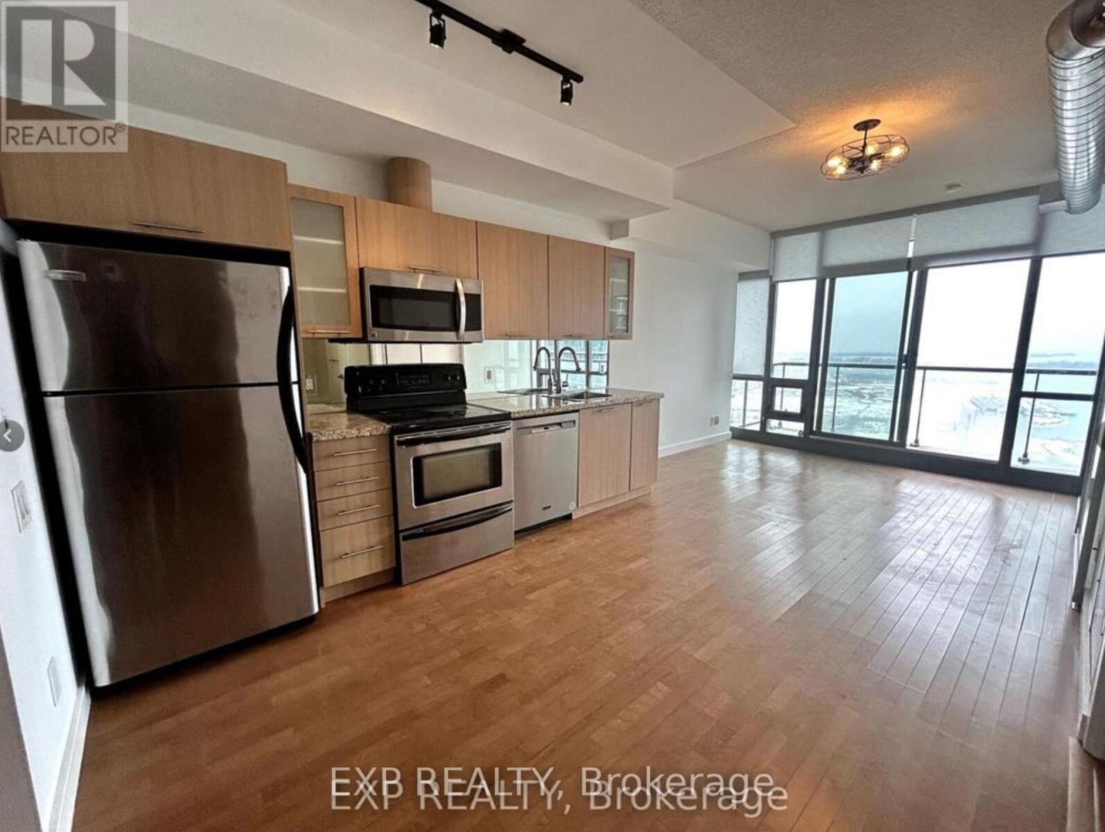 Property Photo:  33 Mill Street 2305  ON M5A 3R3 