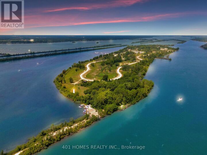 Property Photo:  261 Crystal Bay Drive East  ON N9V 4C4 