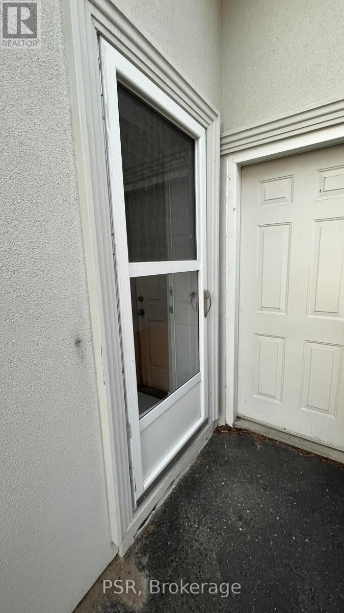 Property Photo: 307 Anderson Street Lower ON L1N 3V7