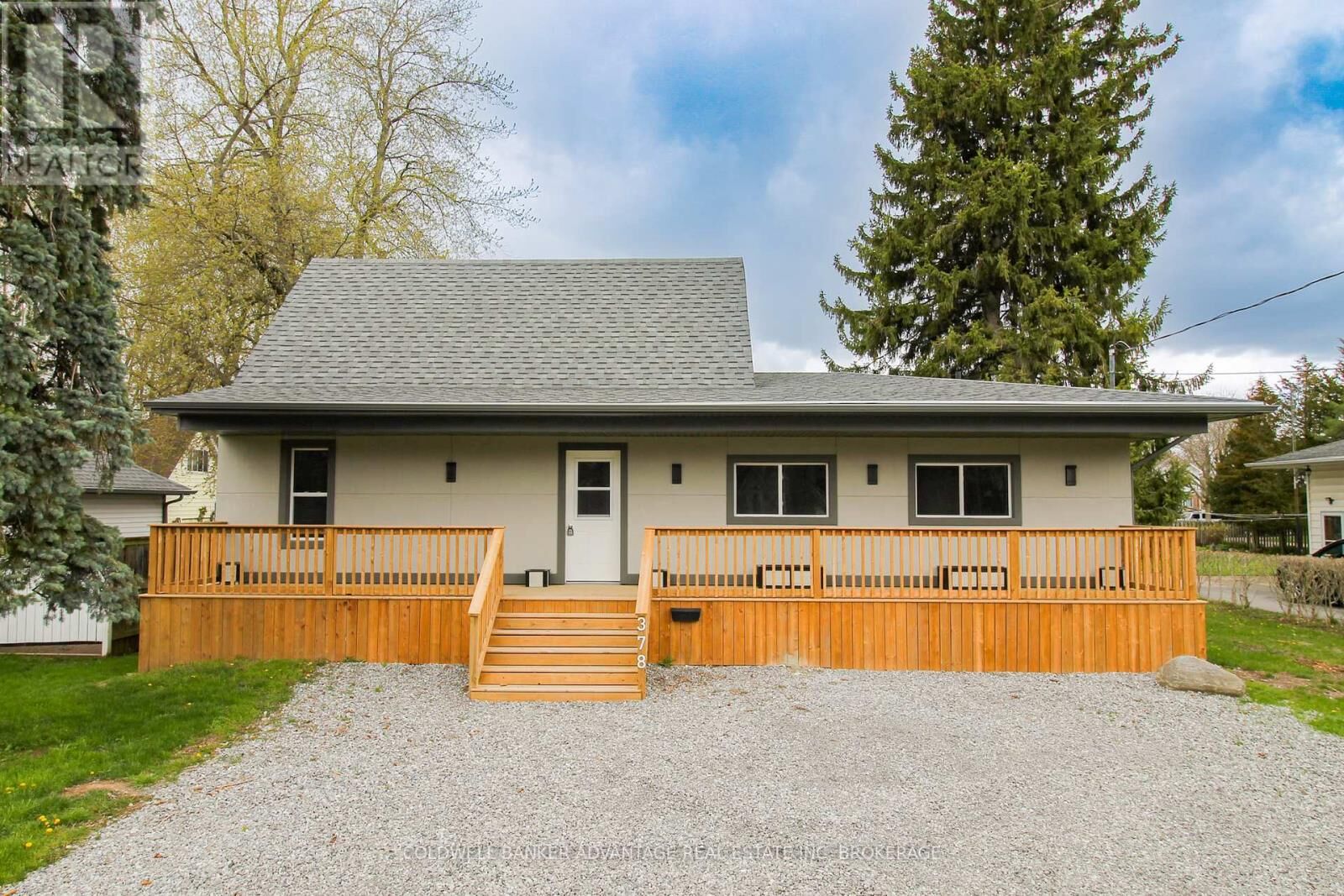 Property Photo:  378 Thorold Road  ON L3C 3W6 