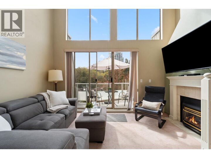 Property Photo:  60 Richmond Street 402  BC V3L 5R7 