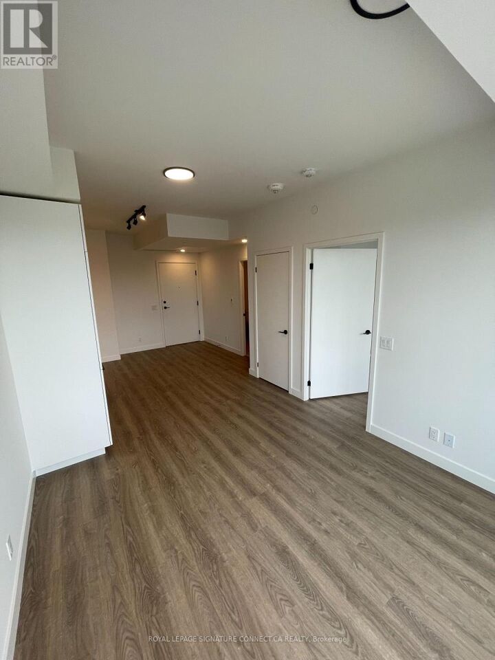Property Photo:  1050 Eastern Avenue 625  ON M4L 0B7 