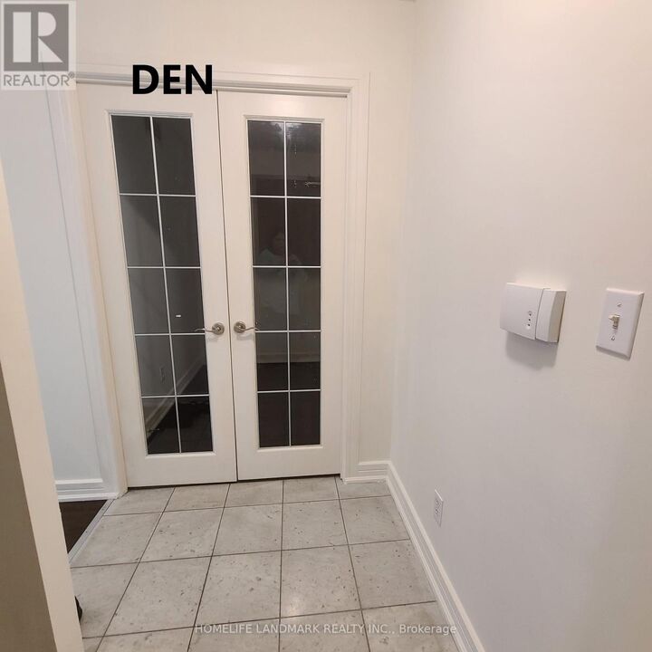 Property Photo: 18 Harrison Garden Boulevard 312 ON M2N 7J7