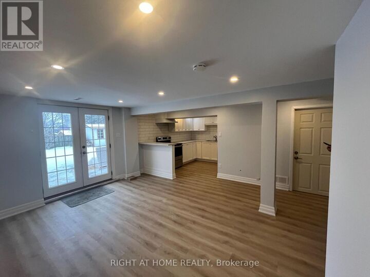 Property Photo: 4203 Wheelwright Crescent ON L5L 2X4