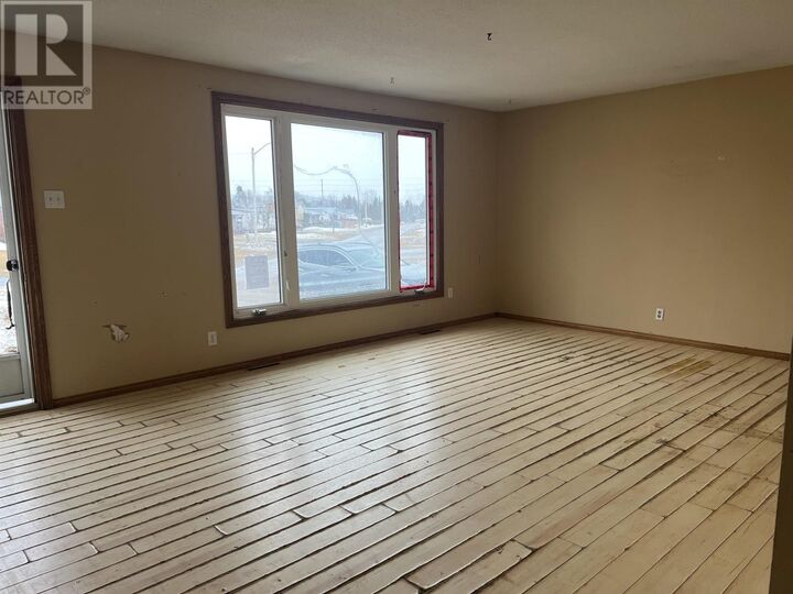 Property Photo: 45 Aspendale Dr W ON P0T 2E0