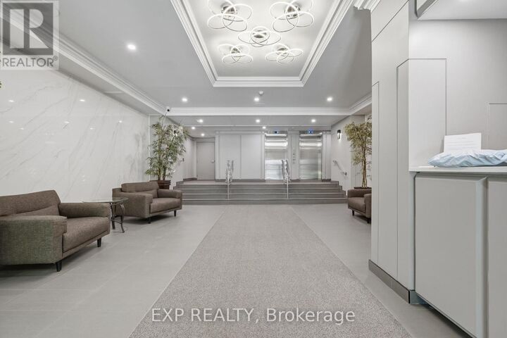 Property Photo: 975 Warwick Court 1005 ON L7T 3Z7