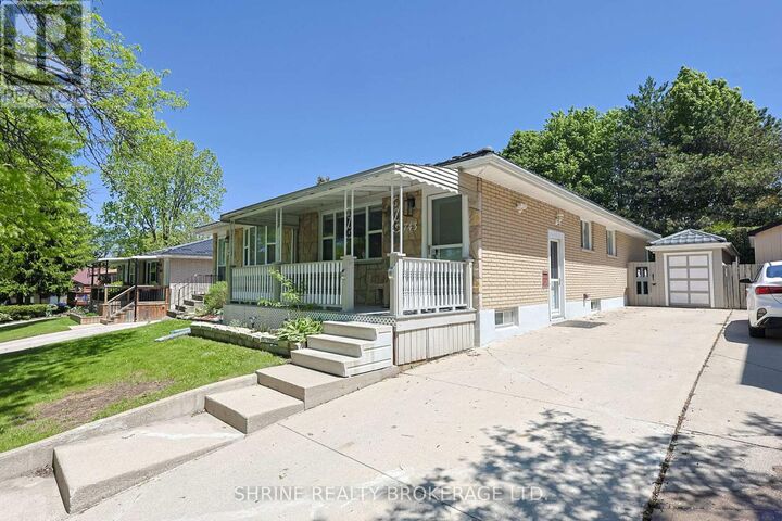 Property Photo:  743 Sevilla Park Place  ON N5Y 4H9 