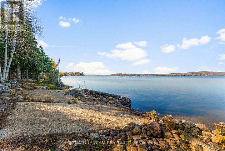 Property Photo:  368 B Rocky Point Drive  ON K0J 1X0 