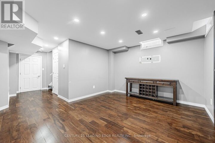 Property Photo:  98 Erskine Drive Lower  ON L1B 1G9 