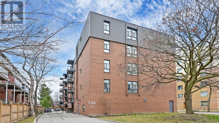 Property Photo:  895 Kennedy Road 505  ON M1K 2E9 