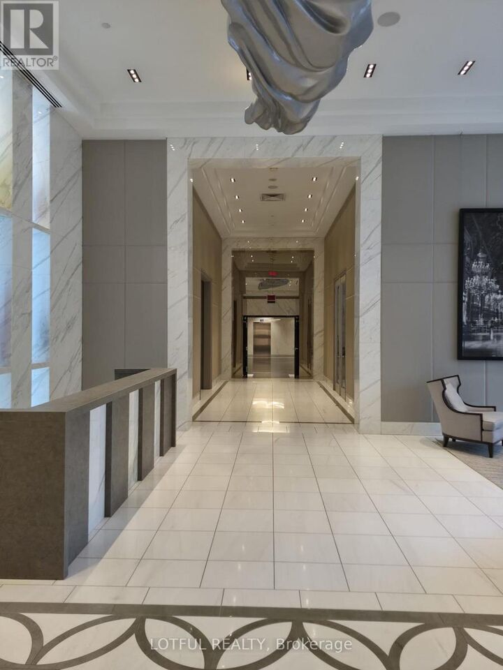 Property Photo:  111 Champagne Avenue South 403  ON K1S 5V3 