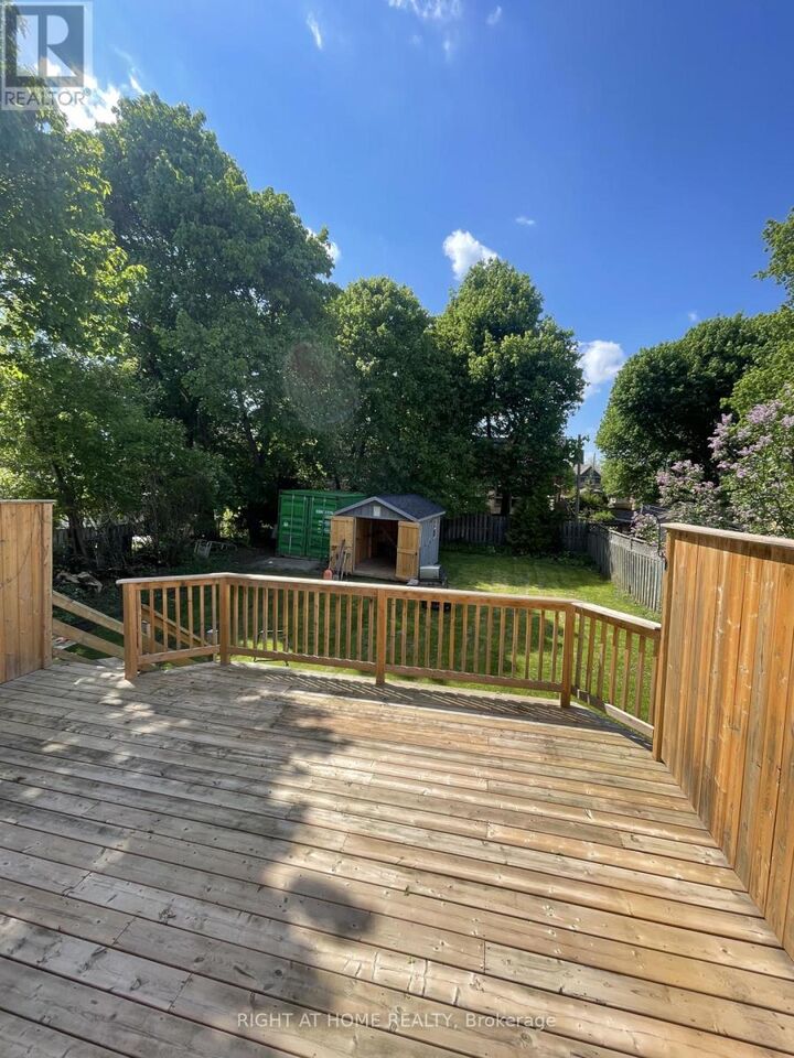 Property Photo:  17 Mill Street Upper  ON L9T 1R7 