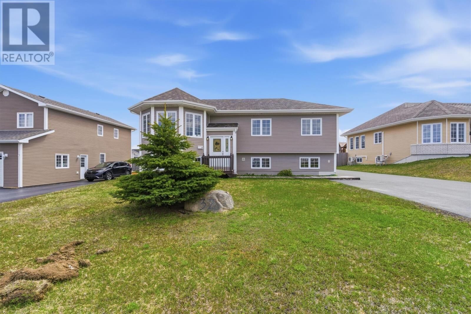 Property Photo: 32 Henley Street NL A1V 2P7