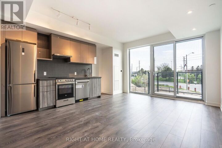 Property Photo:  10 Flavelle Trail 0309  ON L4L 1V8 