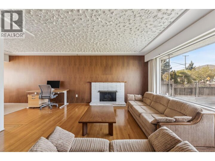 Property Photo:  3780 Barmond Avenue  BC V7E 1A3 