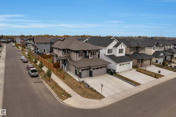 Property Photo:  22534 98A Avenue NW  AB T5T 7R7 