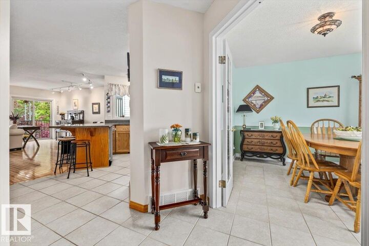 Property Photo:  9808 108A  AB T8L 4C7 