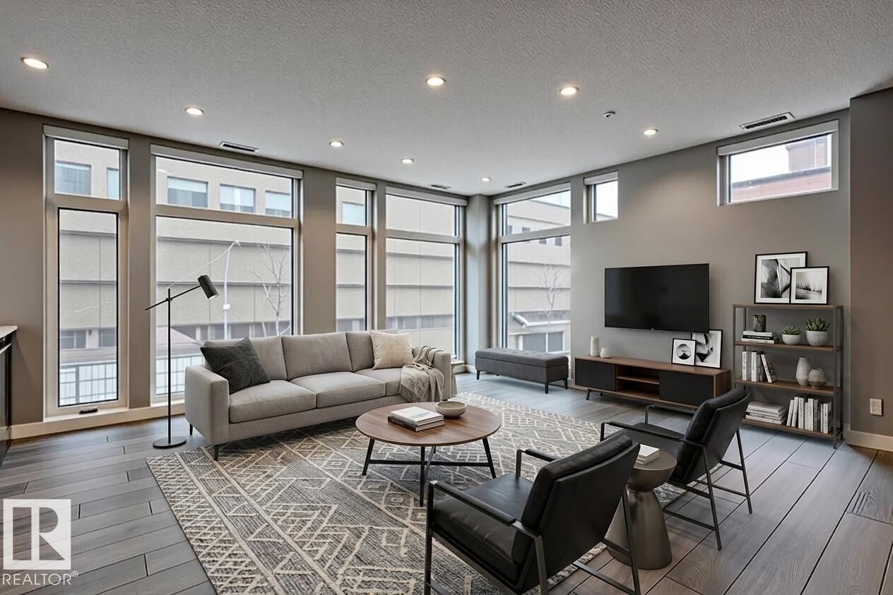 Property Photo: 10238 103 Street NW 401 AB T5J 0G6