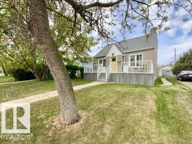 Property Photo:  3906 53A Street  AB T9A 1R8 
