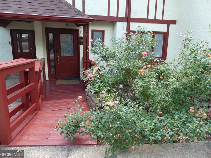 Property Photo: 327 Brucken Strasse # 305 GA 30545
