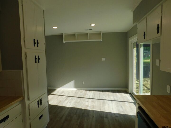 Property Photo: 303 S Langham St TX 75789