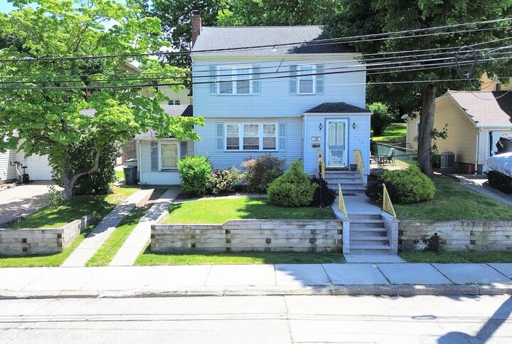 Property Photo:  716 Chestnut St  NJ 07094 