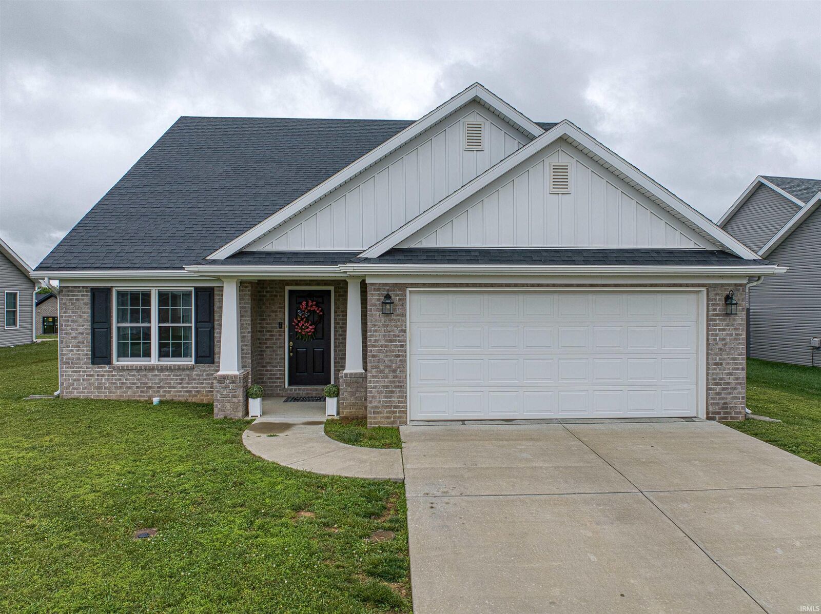 Property Photo:  8150 Edenton Drive  IN 47715 
