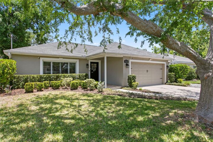 Property Photo: 5103 W Cleveland Street FL 33609