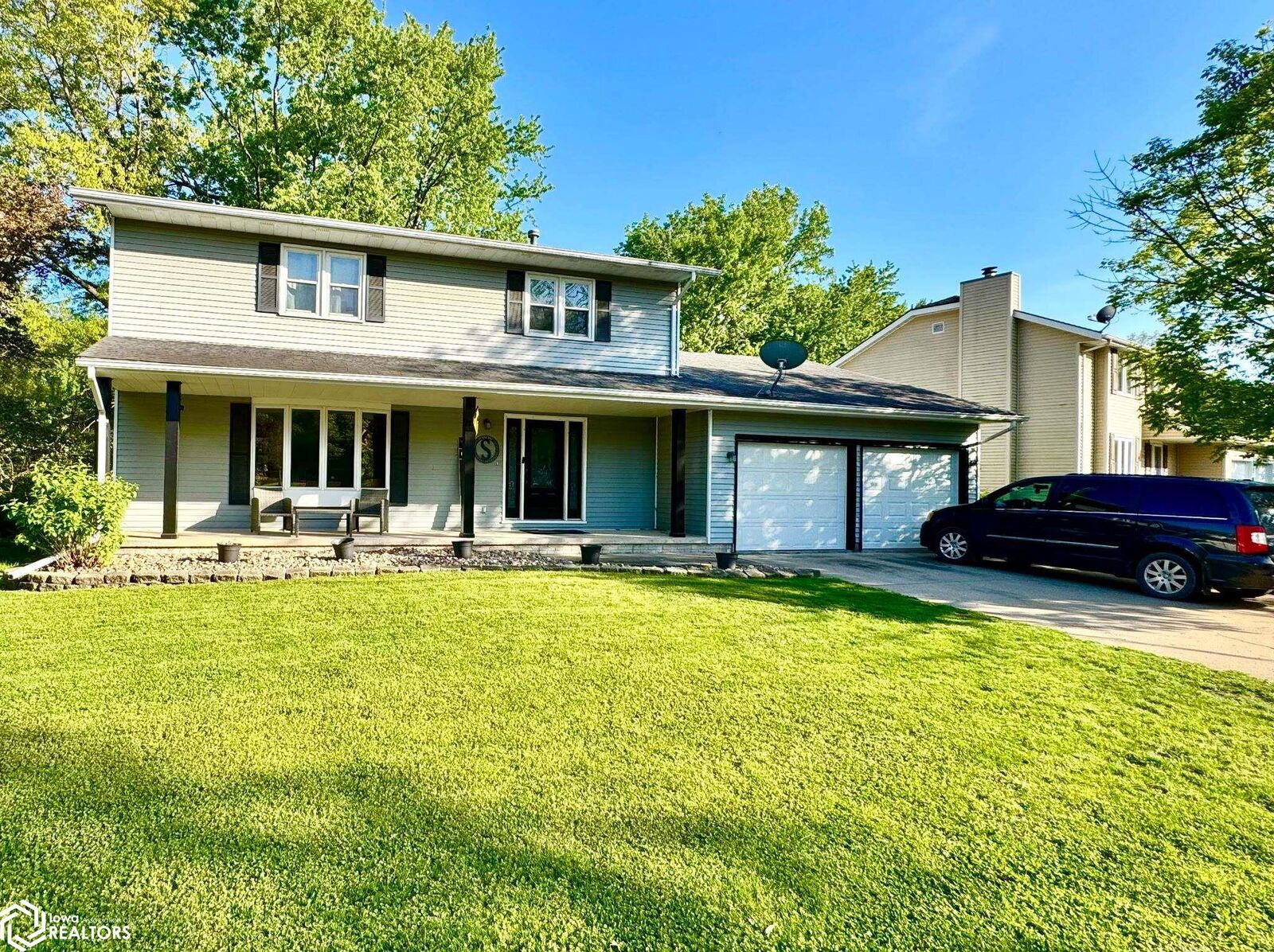 Property Photo:  2709 Regina Drive  IA 52601 