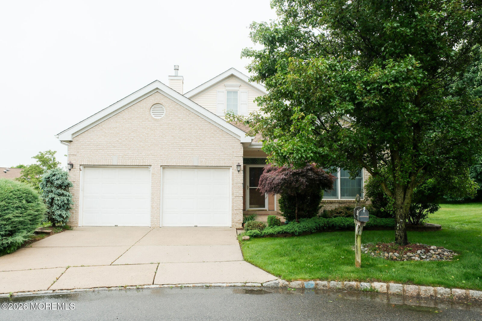 Property Photo:  40 Sherwood Drive  NJ 08831 