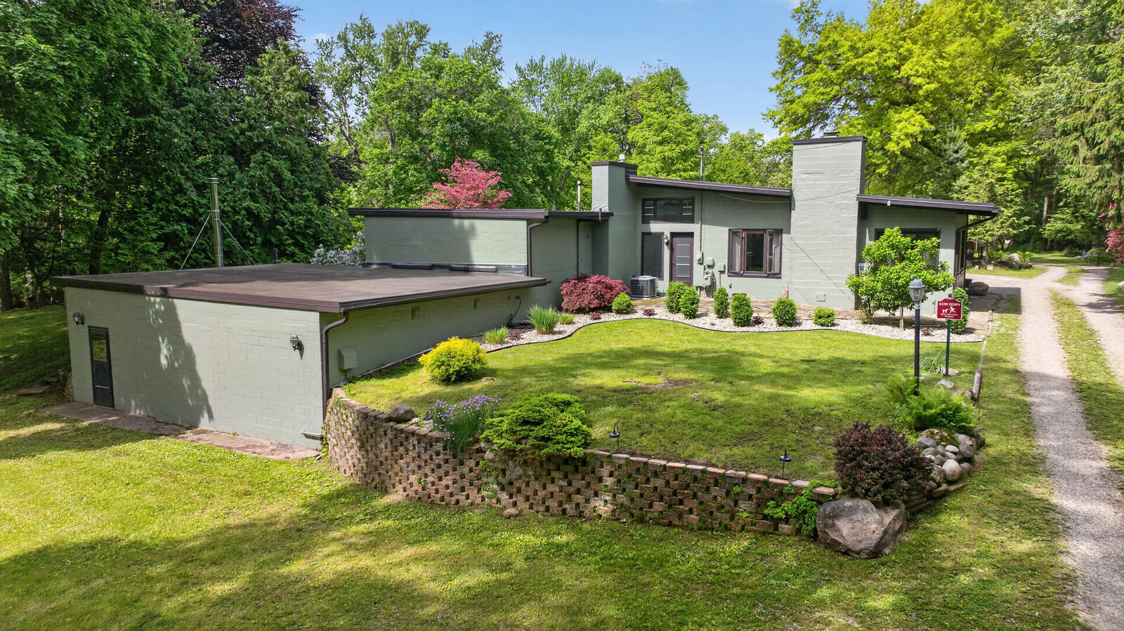Property Photo:  2934 Robinson Road  MI 49203 