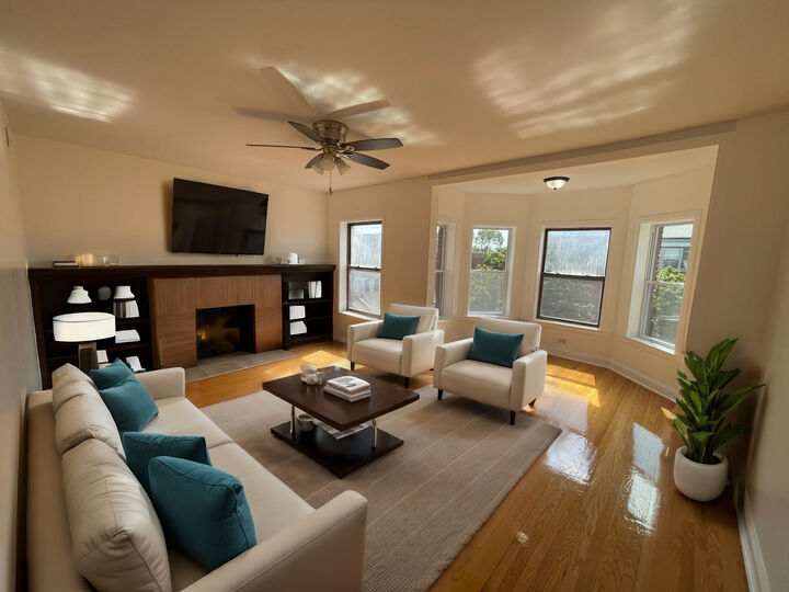 Property Photo:  7123 S Merrill Avenue 2  IL 60649 