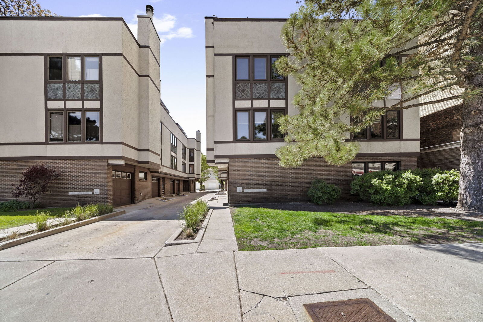 Property Photo:  425 S Oak Park Avenue C  IL 60302 